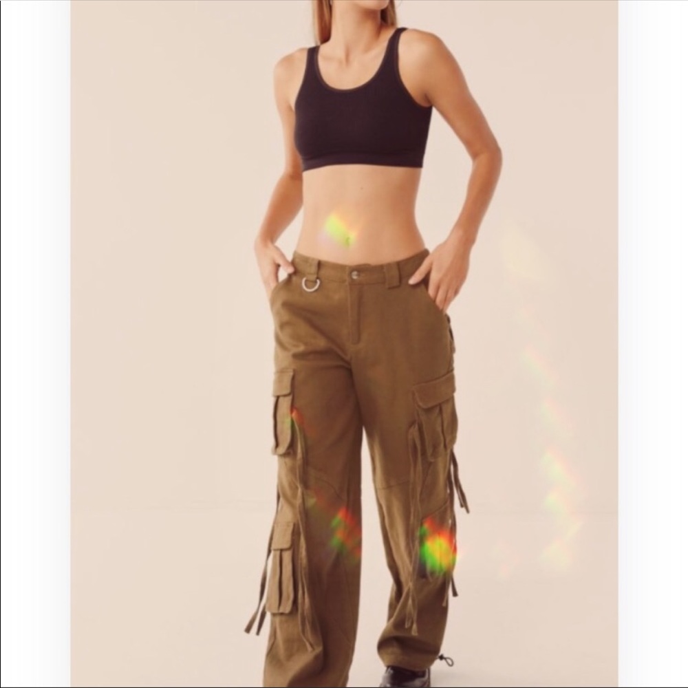 I am Gia pants